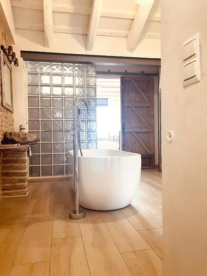 El Nido: Una Casita De Ensueno Deltebre 0*,  Spain